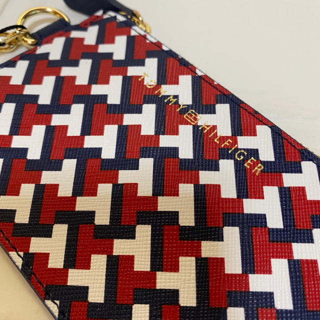 TOMMY HILFIGER(トミーヒルフィガー)の【ラスト1点】トミーフィルガー 定期入れ レディースのファッション小物(名刺入れ/定期入れ)の商品写真