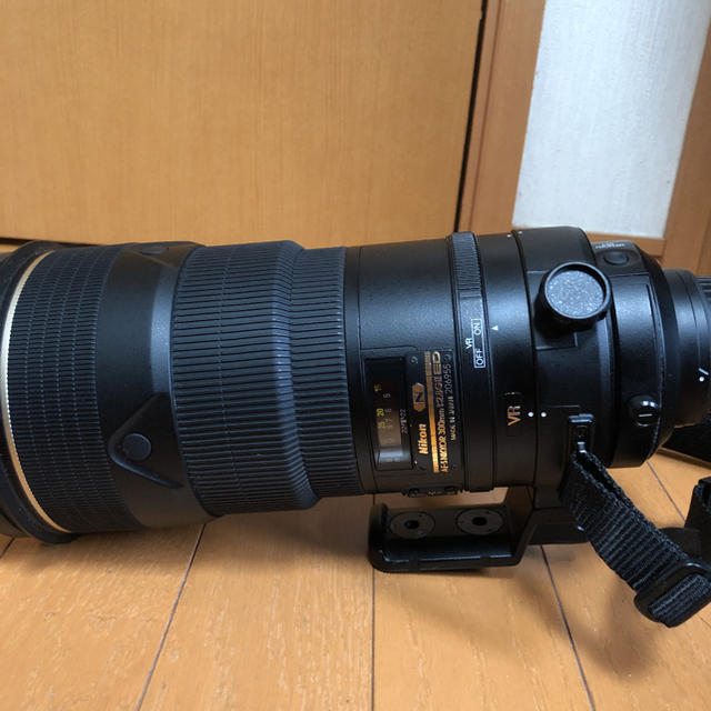 Nikon(ニコン)のNikon AF-S NIKKOR 300mm F2.8G ED VR II スマホ/家電/カメラのカメラ(レンズ(単焦点))の商品写真