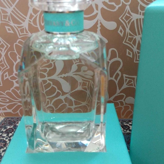 Tiffany & Co.(ティファニー)のティファニー オードパルファム
Tiffany& Co.　75ml コスメ/美容の香水(香水(女性用))の商品写真