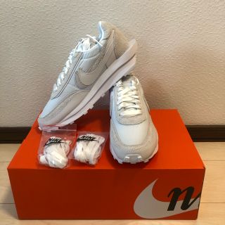 サカイ(sacai)のNIKE sacai  LDVワッフル　ホワイト　28㎝(スニーカー)