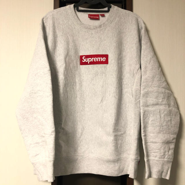 Supreme(シュプリーム)の納品書付属！！値下げ交渉不可　supreme Box Logo Crewneck レディースのトップス(トレーナー/スウェット)の商品写真