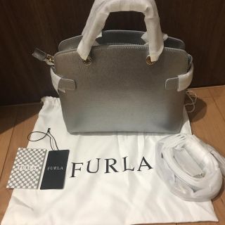 フルラ(Furla)のフルラ   アガタ　シルバー(ショルダーバッグ)