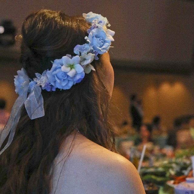 プルメリア花冠 花かんむり ウェディング 花嫁 前撮り 披露宴 ハワイ 夏婚 ハンドメイドのウェディング(ヘッドドレス/ドレス)の商品写真