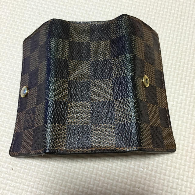 LOUIS VUITTON(ルイヴィトン)のキーケース ダミエ 4連 レディースのファッション小物(キーケース)の商品写真