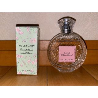 ジルバイジルスチュアート(JILL by JILLSTUART)のJILLSTUART ホワイトフローラル(香水(女性用))