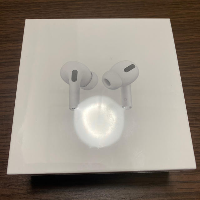 AirPods Pro（エアポッド）型番：MWP22J/Aのサムネイル