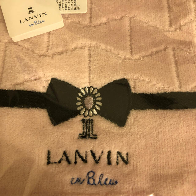LANVIN en Bleu(ランバンオンブルー)のランバンオンブルー  タオルハンカチ　新品　 LANVIN en Blue  レディースのファッション小物(ハンカチ)の商品写真