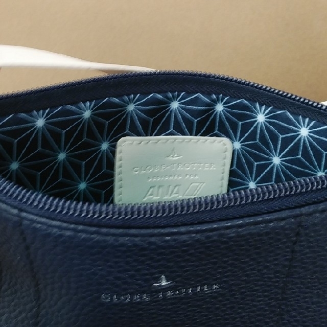 GLOBE-TROTTER(グローブトロッター)のANAビジネスクラスアメニティー☆GLOBE-TROTTERポーチセット レディースのファッション小物(ポーチ)の商品写真