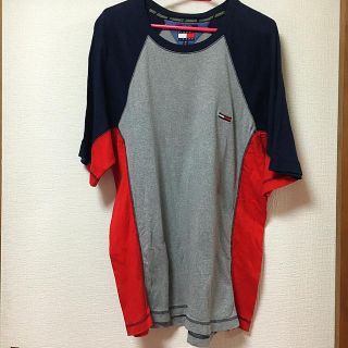 トミーヒルフィガー(TOMMY HILFIGER)のトミーヒルフィガー  グレーTシャツ　メンズ(Tシャツ/カットソー(半袖/袖なし))