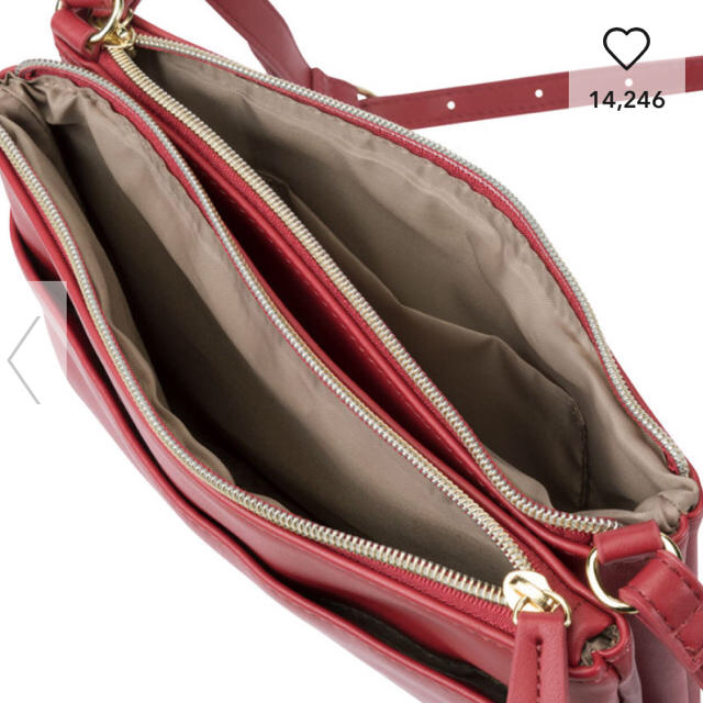 GU(ジーユー)のあんぱんまんさま専用マルチルームミニショルダーバッグ レディースのバッグ(ショルダーバッグ)の商品写真