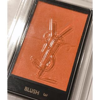 イヴサンローランボーテ(Yves Saint Laurent Beaute)の新品未使用！　YSL ブラッシュクチュール　No.3 オランジュ ペルフェクト(チーク)