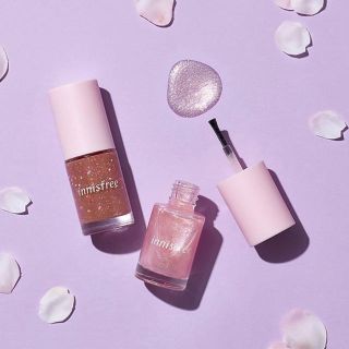 イニスフリー(Innisfree)の【新品未使用未開封】イニスフリー チェリーブロッサム ネイルセット(マニキュア)