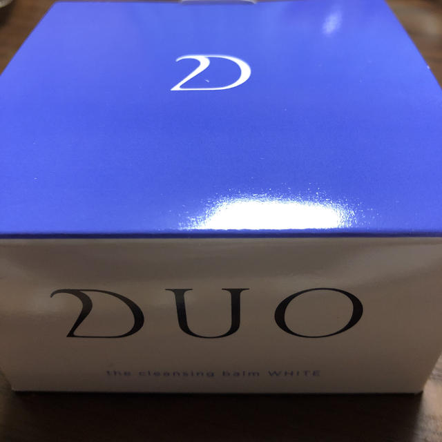 DUO  デュオ　ザ　クレンジングバーム　ホワイト　90g コスメ/美容のスキンケア/基礎化粧品(クレンジング/メイク落とし)の商品写真