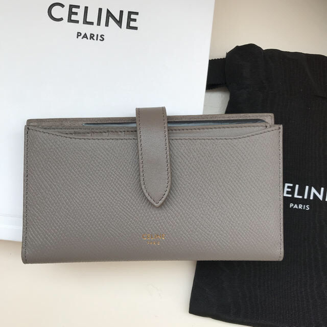 celine(セリーヌ)のセリーヌ　iPhoneケース　手帳型　X／XS対応 スマホ/家電/カメラのスマホアクセサリー(iPhoneケース)の商品写真