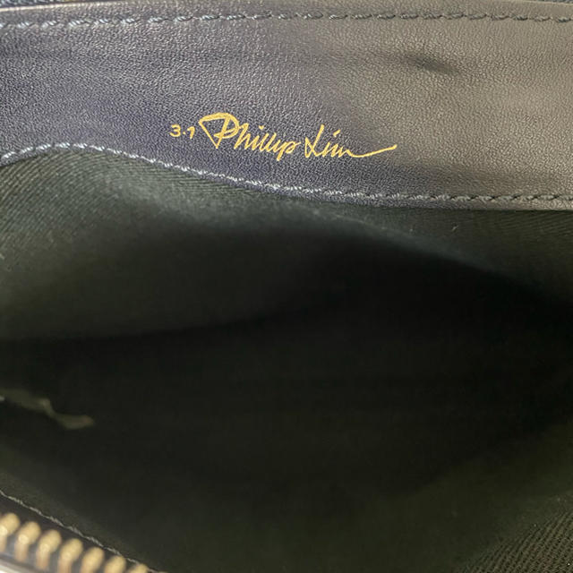 3.1 Phillip Lim(スリーワンフィリップリム)のフィリップリム♡OMGクラッチネイビー レディースのバッグ(クラッチバッグ)の商品写真
