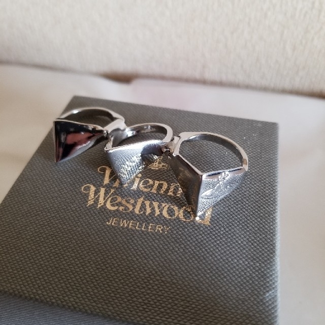 Vivienne Westwood(ヴィヴィアンウエストウッド)の専用☆VivienneWestwood 新品未使用✨ナックルダスターリング レディースのアクセサリー(リング(指輪))の商品写真