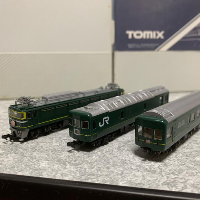 TOMMY(トミー)のTOMIX  EF81+24系25型 トワイライトエクスプレス フル編成 エンタメ/ホビーのおもちゃ/ぬいぐるみ(鉄道模型)の商品写真