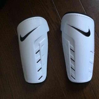 ナイキ(NIKE)のNikeすねあて(その他)