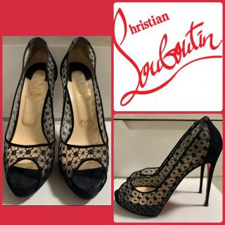 クリスチャンルブタン(Christian Louboutin)のみみ様専用ページです♡クリスチャンルブタン  ブラックフラワーレース　パンプス(ハイヒール/パンプス)