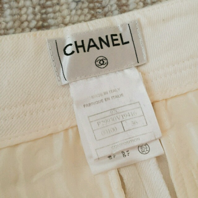 CHANEL(シャネル)のシャネル　バギーパンツ💕 レディースのパンツ(バギーパンツ)の商品写真