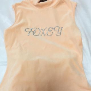 フォクシー(FOXEY)のフォクシー　トップス(カットソー(半袖/袖なし))