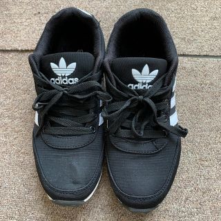 アディダス(adidas)のアディダス(スニーカー)