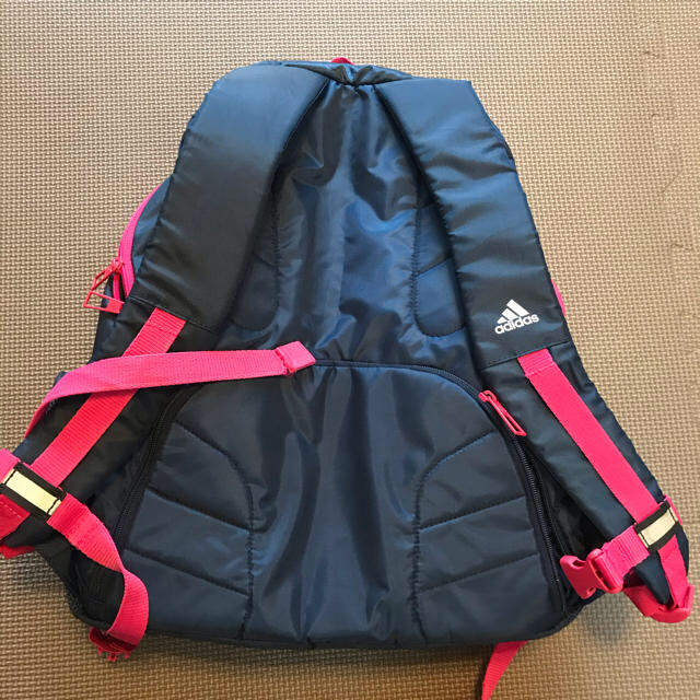 adidas(アディダス)のadidasリュック キッズ/ベビー/マタニティのこども用バッグ(リュックサック)の商品写真