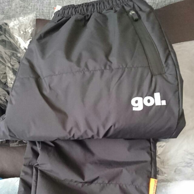 gol.人気のウインドプルーフ 2019年モデル 新品未使用 上下セット 2