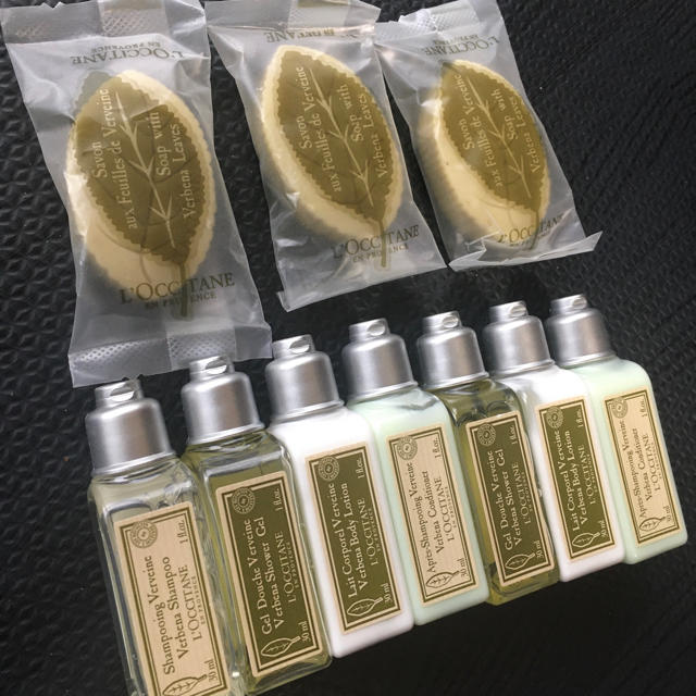 L'OCCITANE(ロクシタン)の【うめ09610様専用】ロクシタンアメニティ セット コスメ/美容のボディケア(バスグッズ)の商品写真