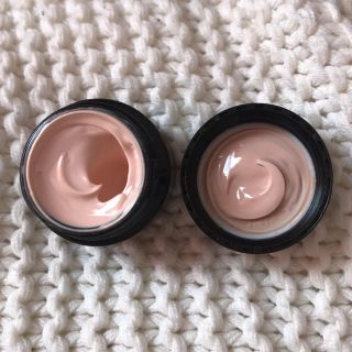 ボビイブラウン(BOBBI BROWN)のボビーブラウン　イルミネイティングフェイスベース　SPF25(化粧下地)