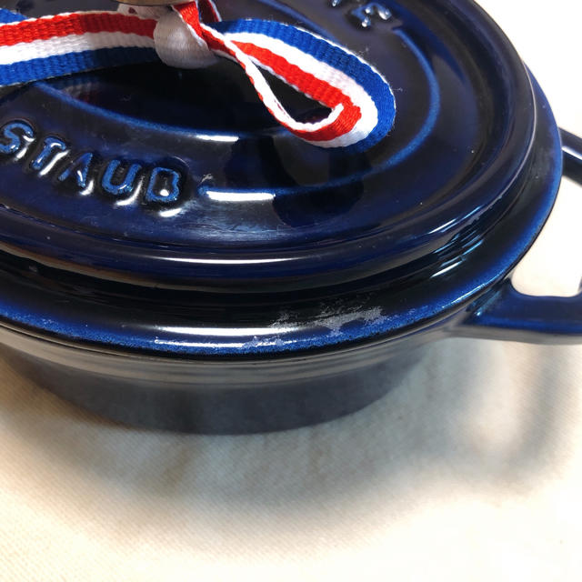 STAUB(ストウブ)のストウブ　オーバルココット　グランブルー15センチ インテリア/住まい/日用品のキッチン/食器(鍋/フライパン)の商品写真