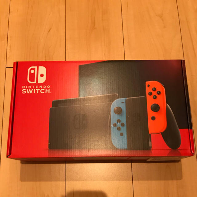 Nintendo Switch(ニンテンドースイッチ)の新型　Nintendo Switch エンタメ/ホビーのゲームソフト/ゲーム機本体(家庭用ゲーム機本体)の商品写真