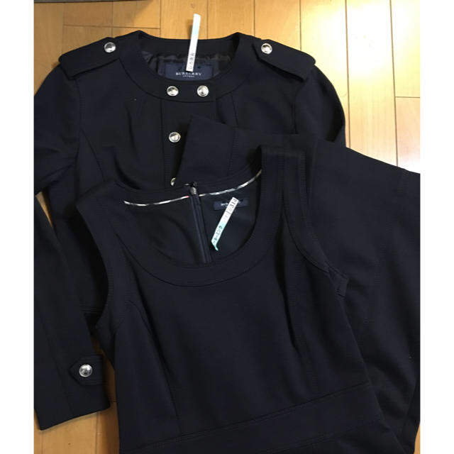 2022新発 BURBERRY ジャケット&ワンピース - ひざ丈ワンピース
