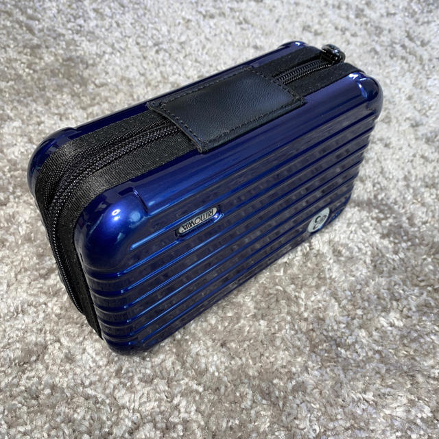 RIMOWA(リモワ)のANA ファーストクラス　ポーチ！ インテリア/住まい/日用品の日用品/生活雑貨/旅行(旅行用品)の商品写真