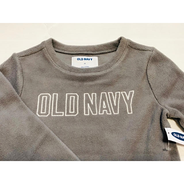 Old Navy(オールドネイビー)のOLD NAVY フリース　新品　子供服 キッズ/ベビー/マタニティのキッズ服男の子用(90cm~)(ジャケット/上着)の商品写真