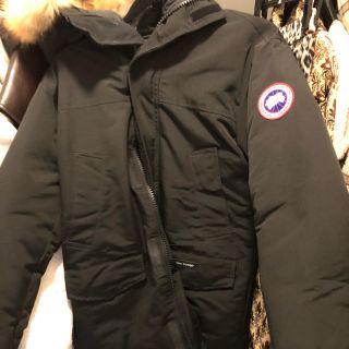 カナダグース(CANADA GOOSE)のカナダグース　アウター(ダウンジャケット)