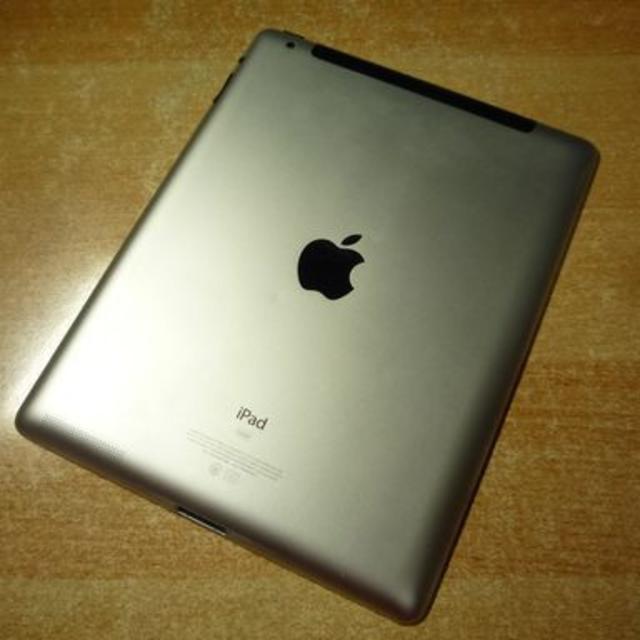iPad 2 64GB SoftBank版 本体のみ スマホ/家電/カメラのPC/タブレット(タブレット)の商品写真