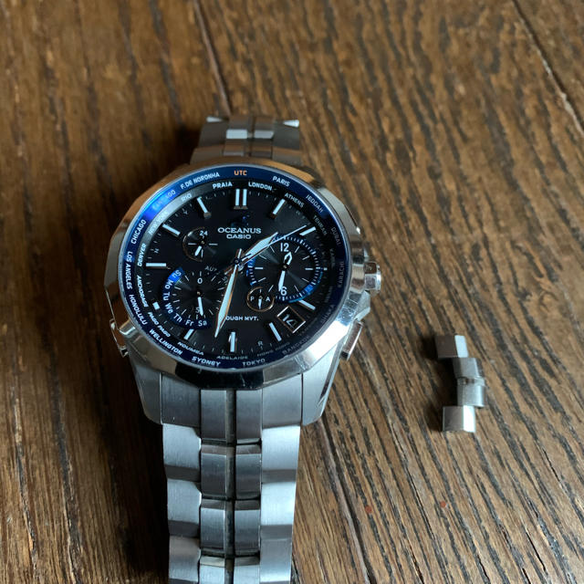 CASIO(カシオ)のカシオ　オシアナス　マンタ　OCW-S2400 電波ソーラー メンズの時計(腕時計(アナログ))の商品写真