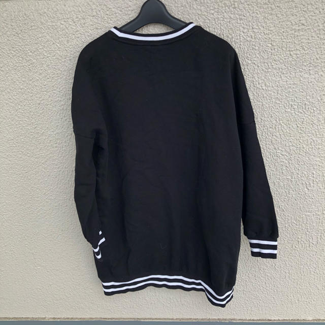 HM 【HM】ルーニーテューンズ スウェットワンピースの通販 by sunnyday market|エイチアンドエムならラクマ HMエイチアンドエム トレーナーワンピース