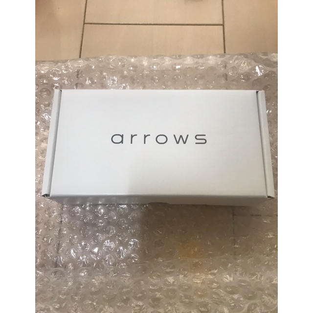 新品未開封　arrows　M05　SIMフリー