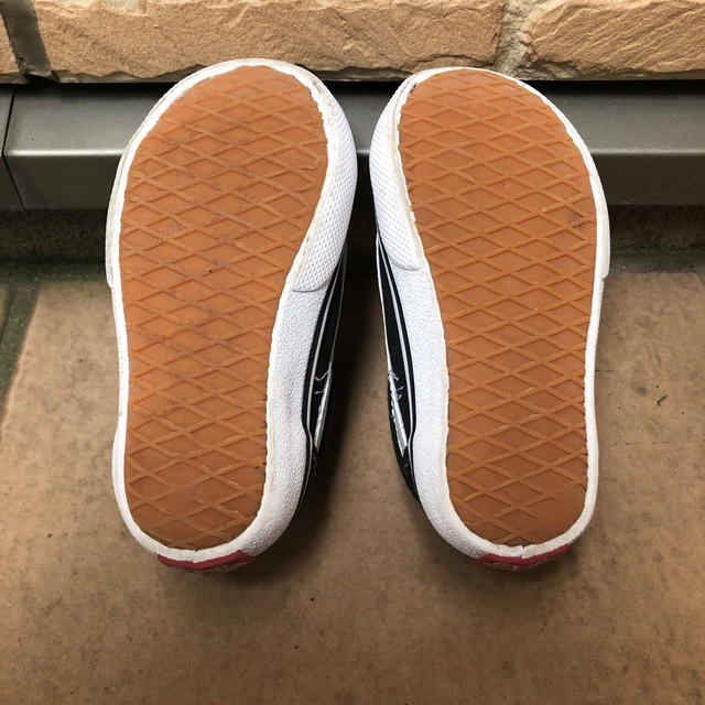 VANS(ヴァンズ)のvans バンズ オールドスクール 14cm キッズ/ベビー/マタニティのベビー靴/シューズ(~14cm)(スニーカー)の商品写真