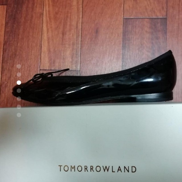 TOMORROWLAND(トゥモローランド)のTOMORROWLAND バレエシューズ 37 レディースの靴/シューズ(バレエシューズ)の商品写真
