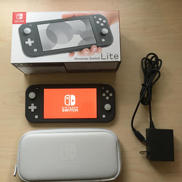Nintendo Switch Liteグレー ※任天堂純正ケース付き エンタメ/ホビー