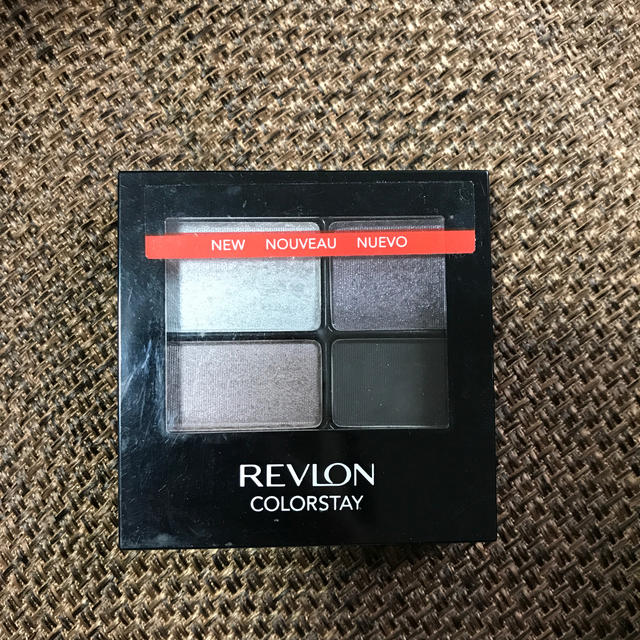 REVLON(レブロン)のREVLON アイシャドウ コスメ/美容のベースメイク/化粧品(アイシャドウ)の商品写真