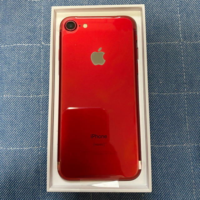 Apple(アップル)の[保証付新品]iPhone7 128GB SIMフリー RED スマホ/家電/カメラのスマートフォン/携帯電話(スマートフォン本体)の商品写真