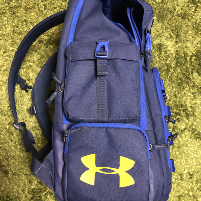 UNDER ARMOUR - アンダーアーマー カリー リュックの通販 by t.t's