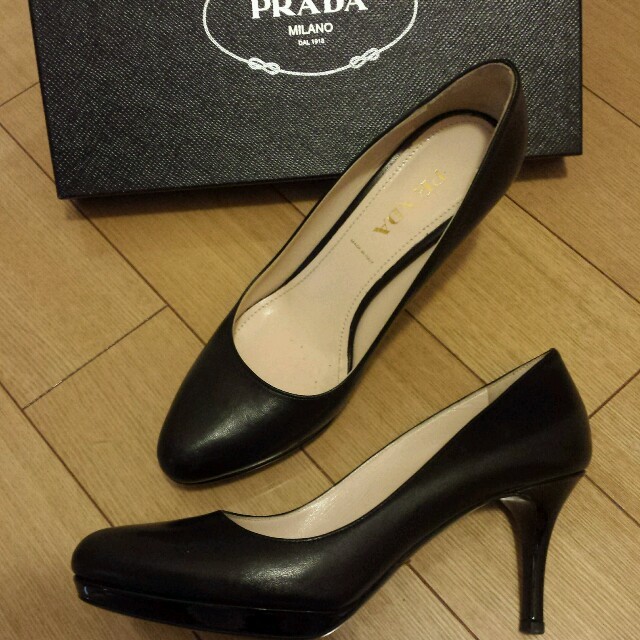 正規品PRADA♪美品! 正規品PRADA♪美品!