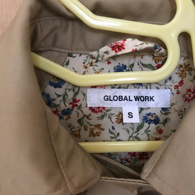 GLOBAL WORK(グローバルワーク)のトレンチコート　グローバルワーク　S キッズ/ベビー/マタニティのキッズ服女の子用(90cm~)(ジャケット/上着)の商品写真