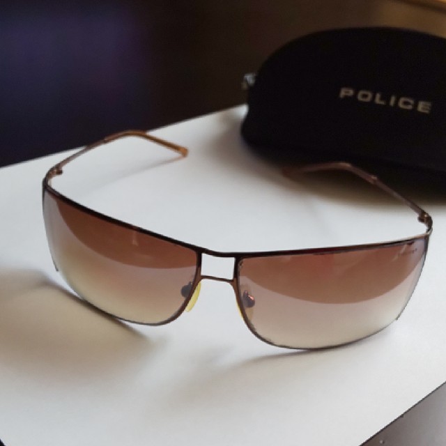 POLICE(ポリス)のPOLICE サングラス ケース付き メンズのファッション小物(サングラス/メガネ)の商品写真