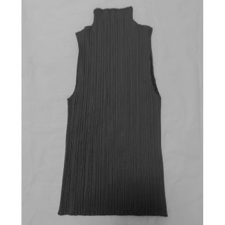 プリーツプリーズイッセイミヤケ(PLEATS PLEASE ISSEY MIYAKE)の【美品】プリーツプリーズ ハイネックノースリーブ サイズ3(M, L)(カットソー(半袖/袖なし))